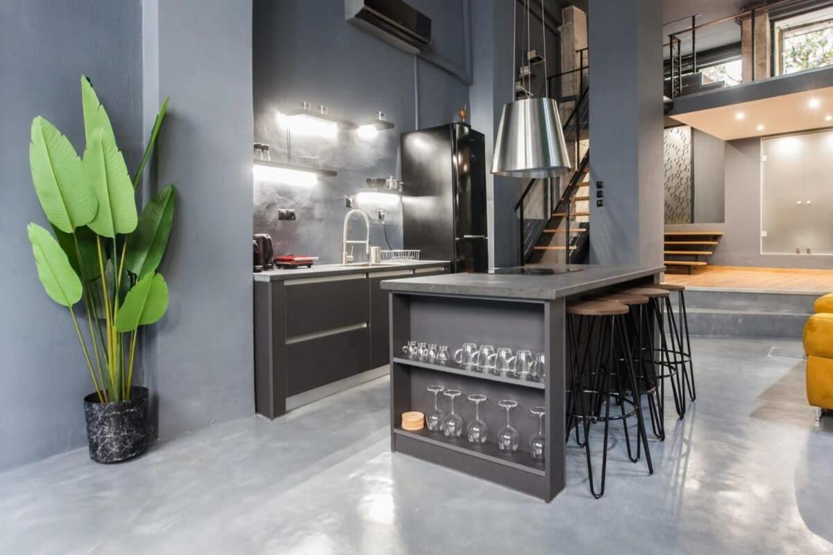 Trendy Industrial Apt Next To Museum Of Acropolis Athén Kültér fotó